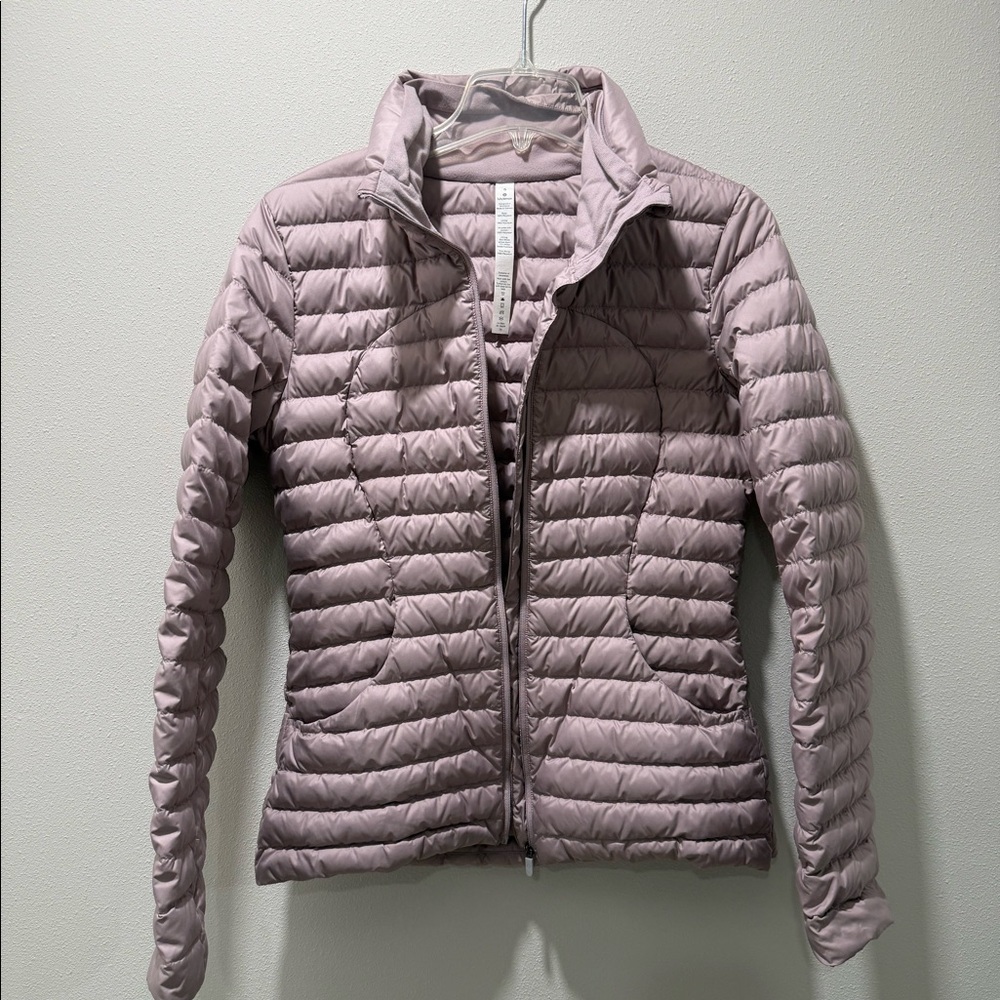 Lululemon Pack It Down Jacket Mauve color Size 6 - Picture 5 of 7